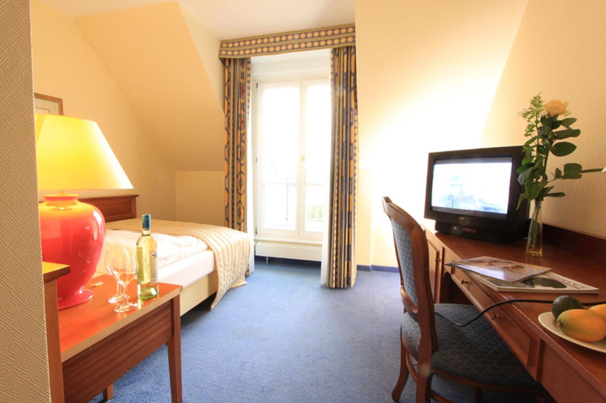 Seehotel Zeuthen Kültér fotó